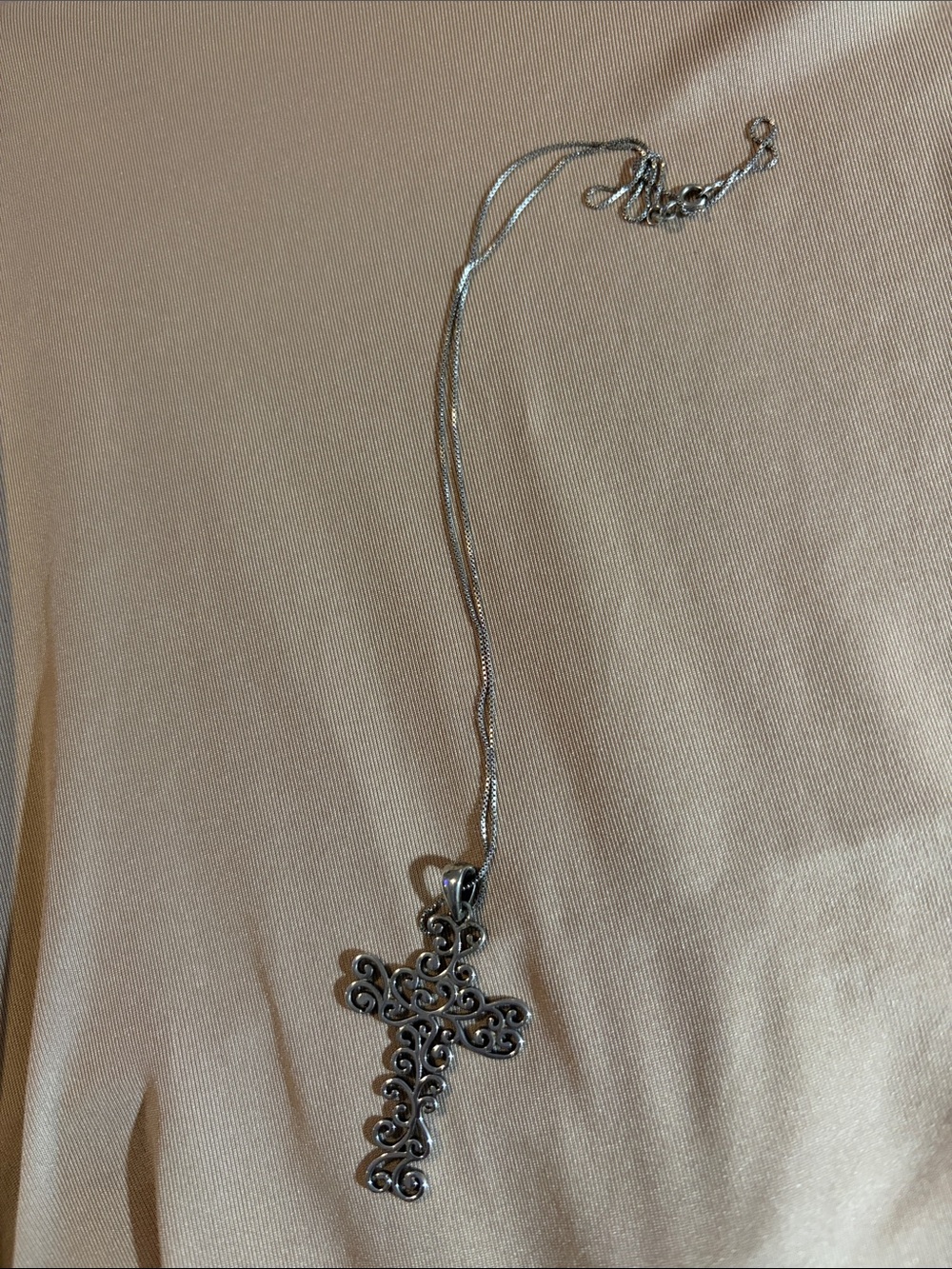 Silver Filigree Cross Pendant Necklace - Silver sterling